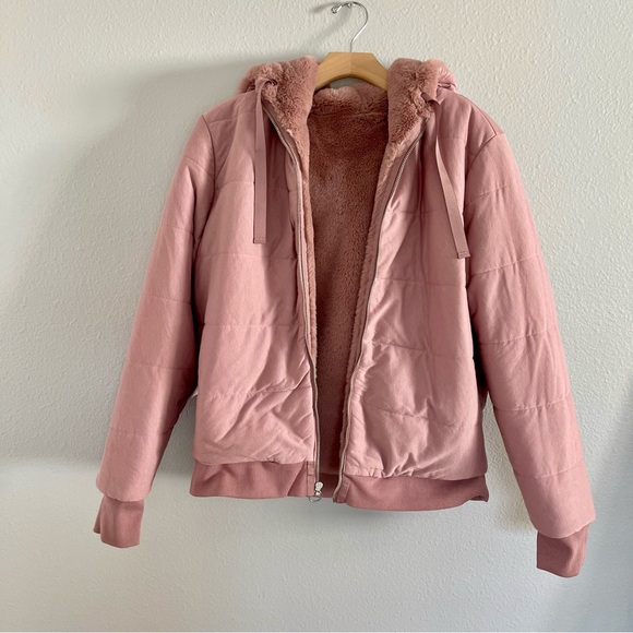 ATHLETA Cozy Soft Pink Faux Fur Front Zipper Jacket - Picture 10 of 10